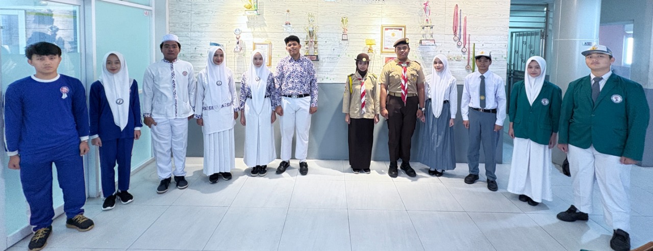 Seragam SMK Pluit Raya