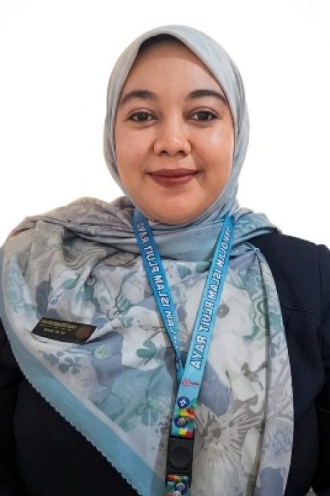 FENI FEBRIYANTI, S.Pd.Gr. (Guru Bahasa Indonesia)