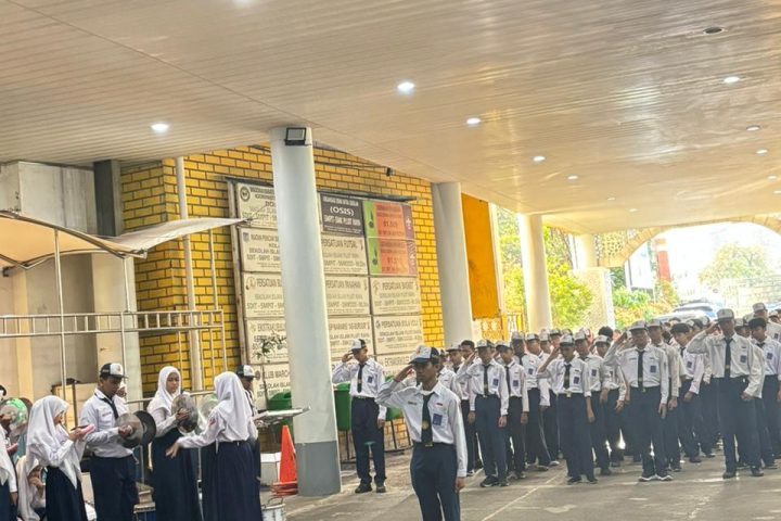 Lapangan Upcara SMPIT