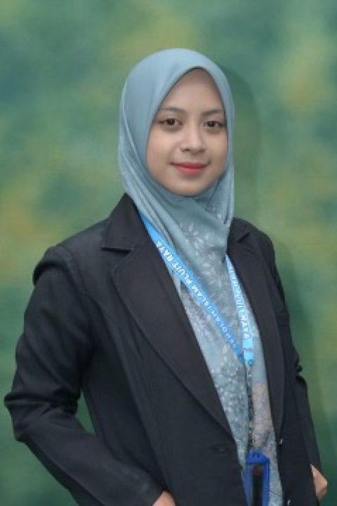 MAYA SITI NURMAYANTI, S.Si.Gr. (Guru kelas)