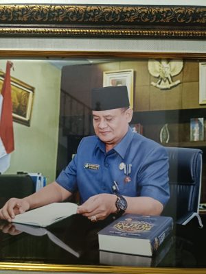 Dr. H. Musanep Chuzwan, MA, MM, M.Pd.I