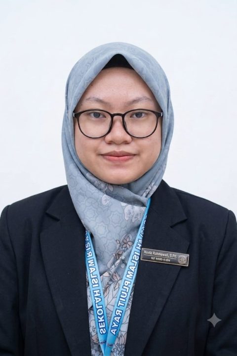 NOVIA RAHMAWATI, S.Pd. (Guru Bahasa Indonesia)